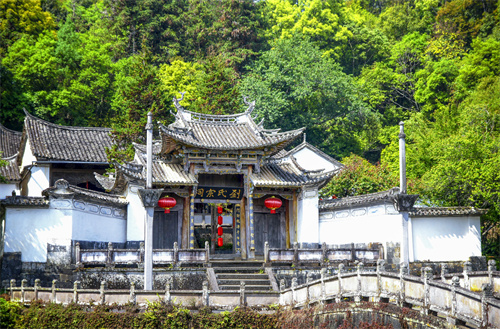 到云南旅游你知道有哪些美食值得我們嘗試嗎？