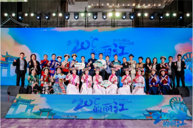 云南旅游,云南旅行社,云南團建公司,云南策劃公司,云南會議執(zhí)行,麗江旅游,麗江旅行社,麗江團建公司,麗江策劃公司：蘇州奏響麗江戀歌，“舍不得的麗江 忘不了的古城” 吸睛無數(shù)